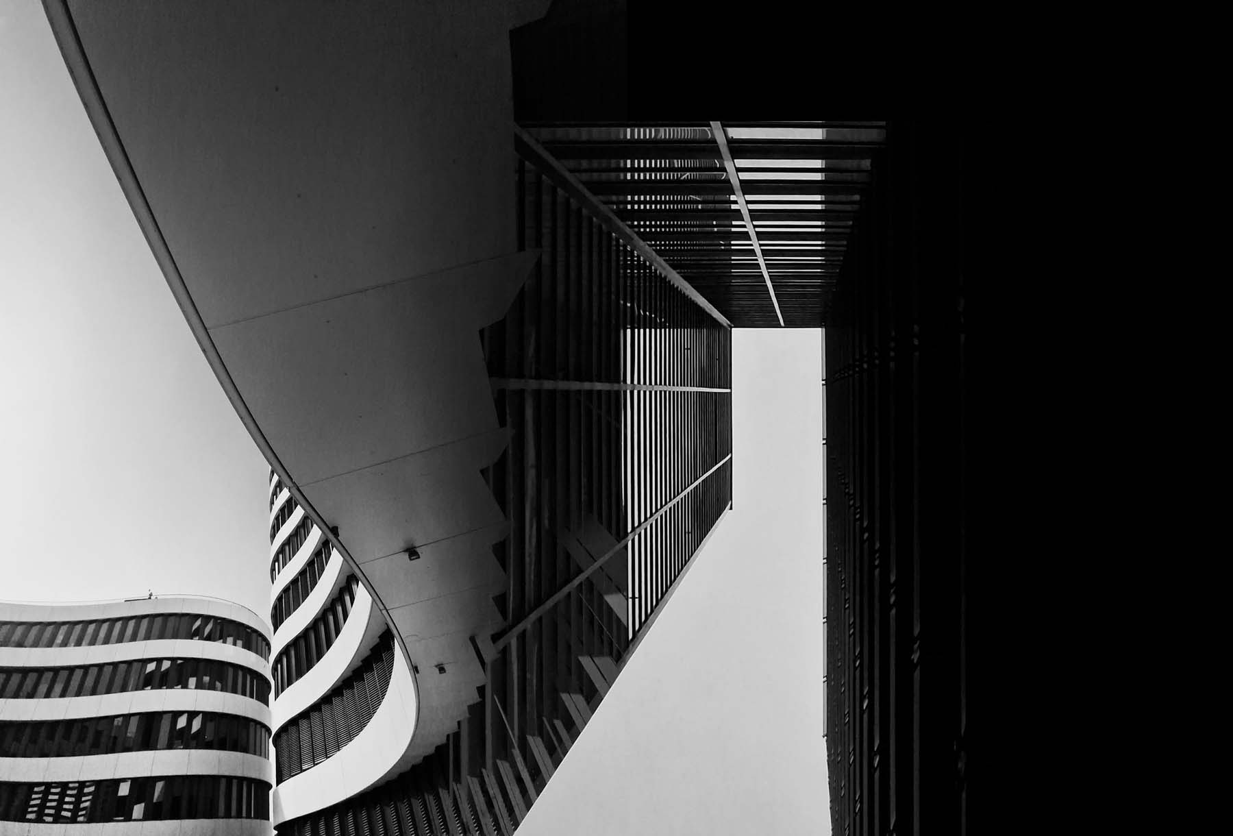 BogenKante, fotomediale Arbeit von Albert Gehret