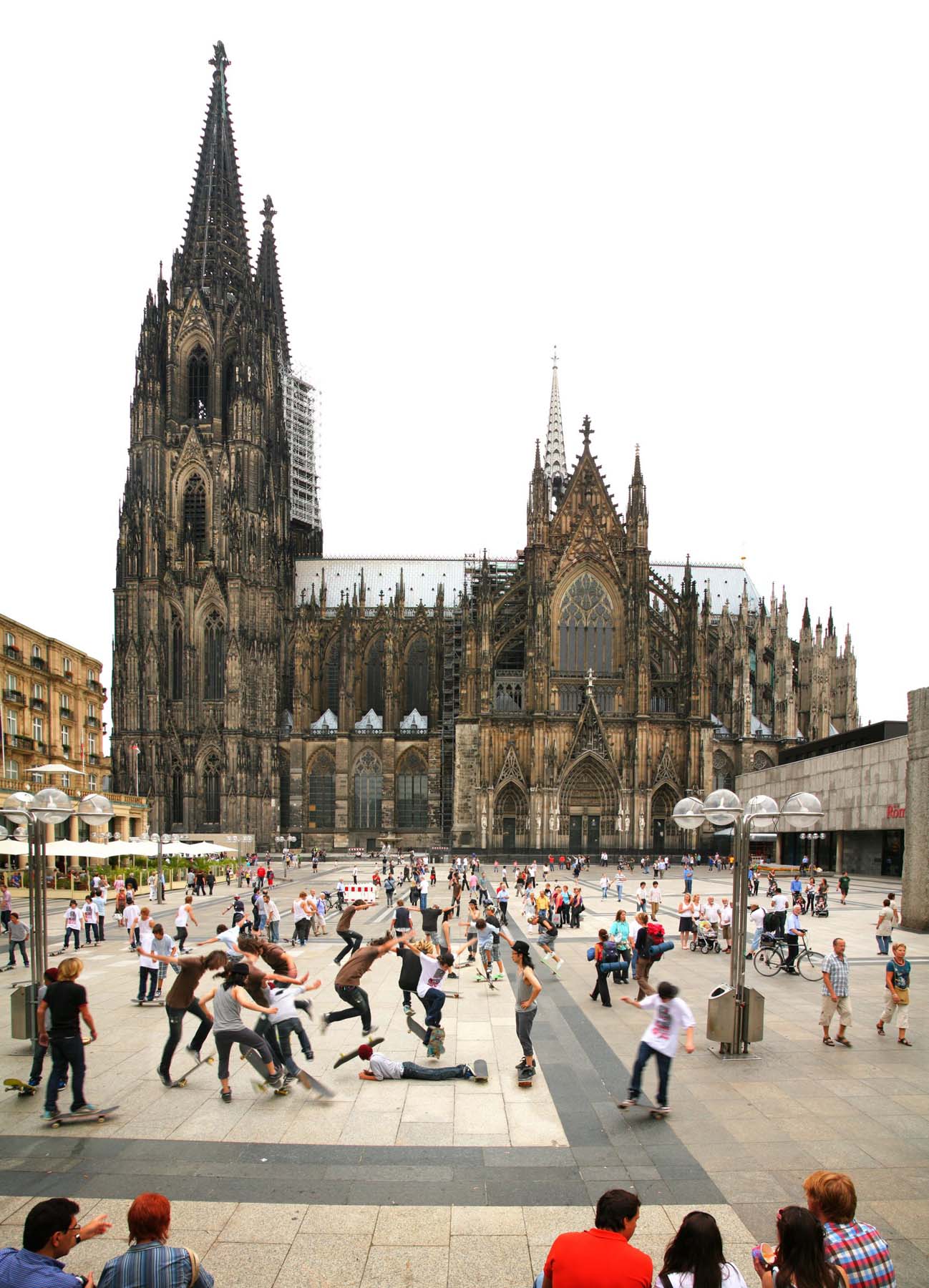 DomSkater LuftSkater, fotomediale Arbeit von Albert Gehret
