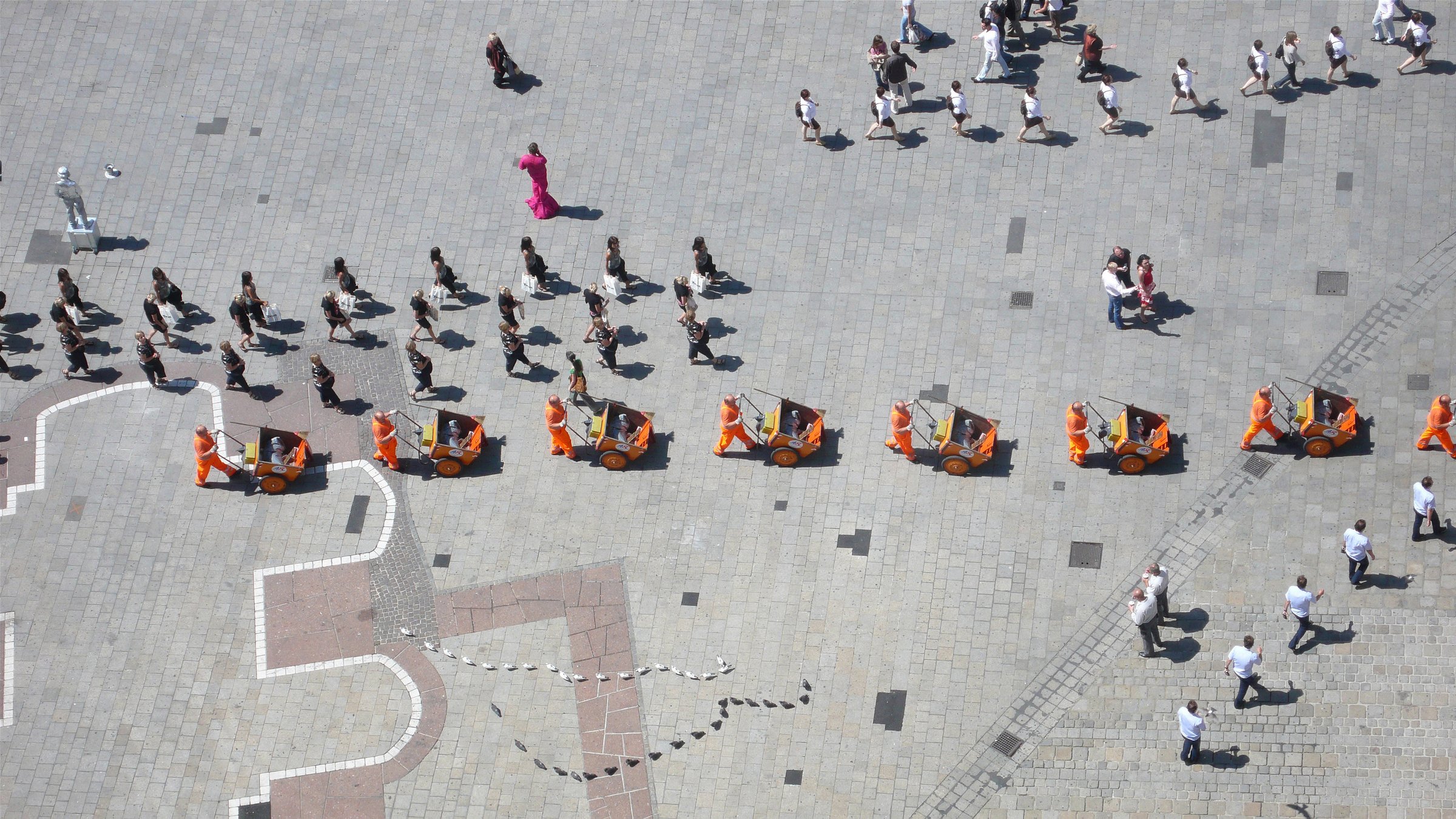 PlatzMenschen, fotomediale Arbeit von Albert Gehret
